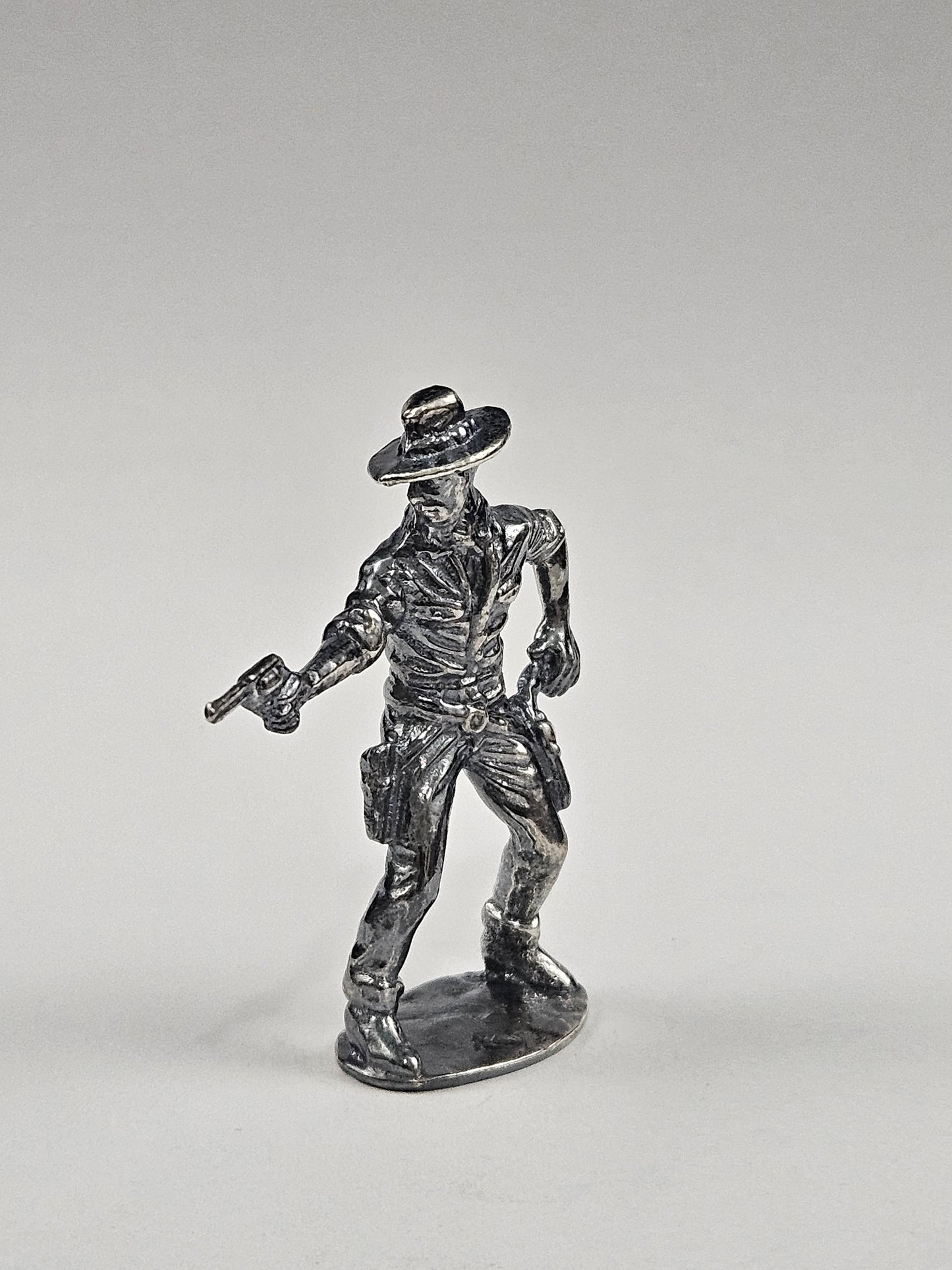Gunslinger cowboy hand cast Bullion .999 Fine Silver Finish Antiquated