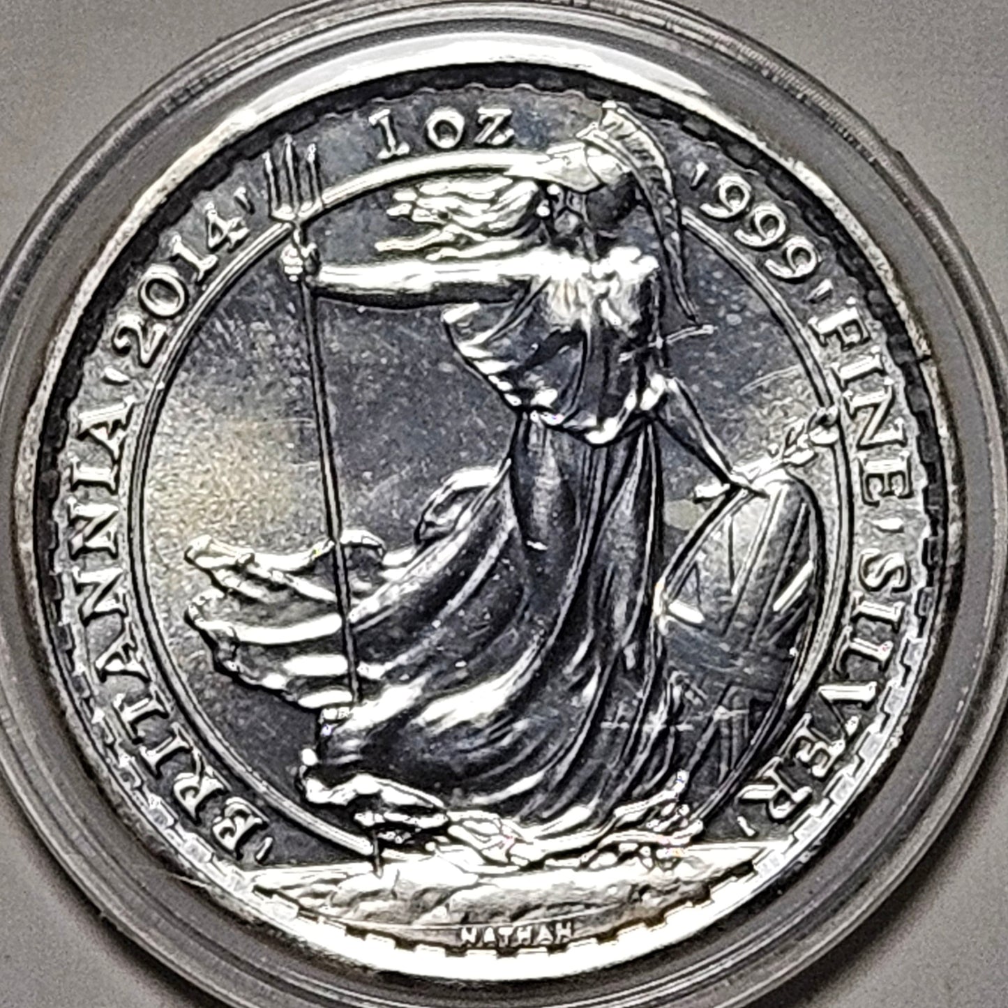 2014 1 oz Silver Britannia Coin Great Britain £2 - 999 Pure Silver